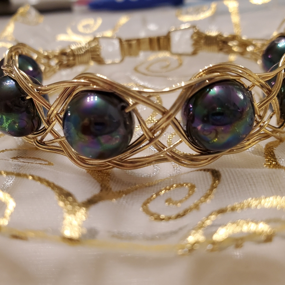 Hamilton Gold Bracelet View 4